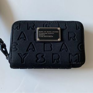 Marc Jacobs Dreamy Logo Neoprene Wingman in Black